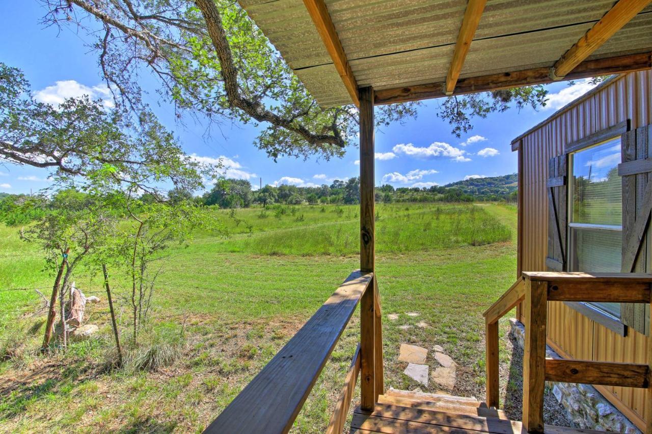 Quiet Utopia Cabin With Deck And Mountain Views! Exterior photo